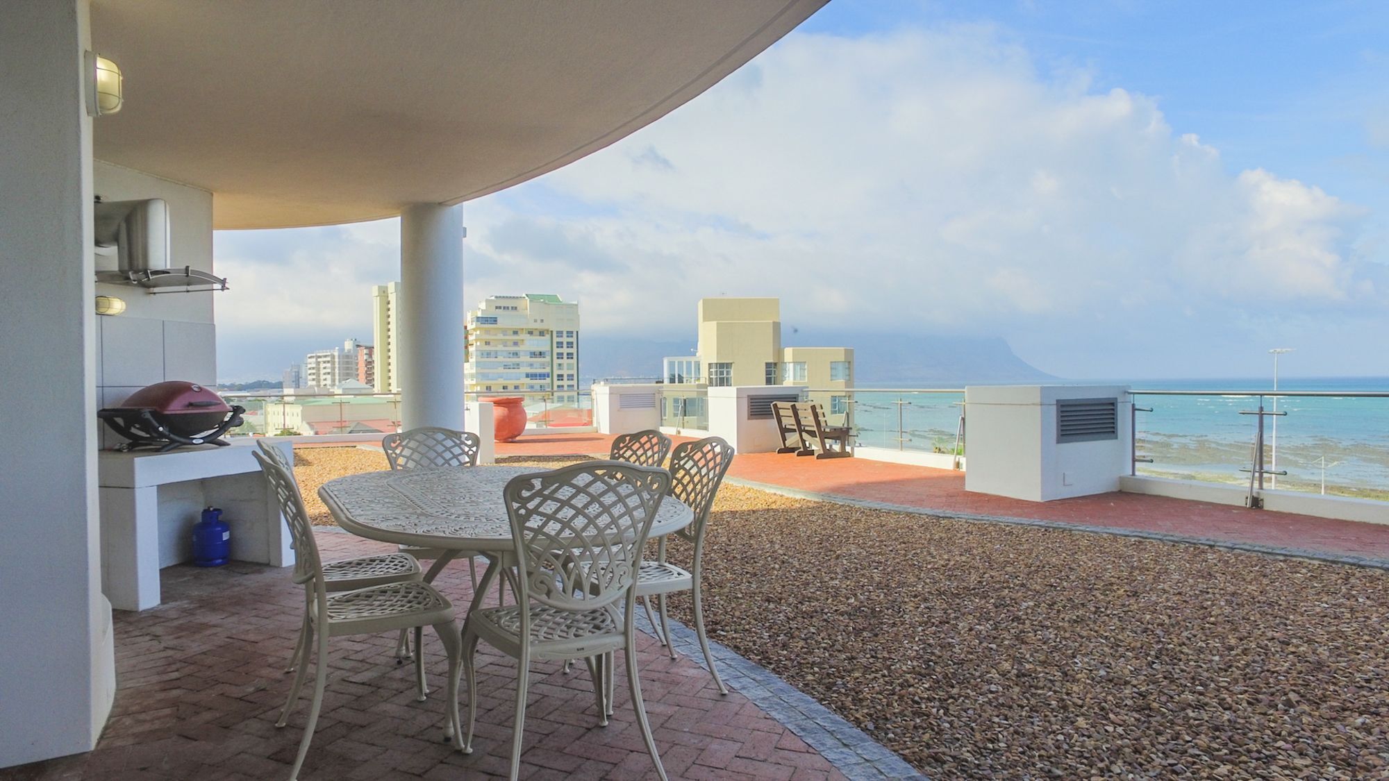Apartment Hibernian Towers 505